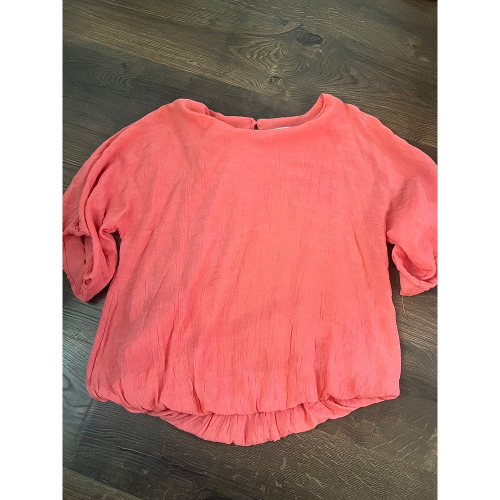 Joh.‎ Coral Pink Textured Bubble Hem Blouse Short Sleeve Keyhole Back Top Small